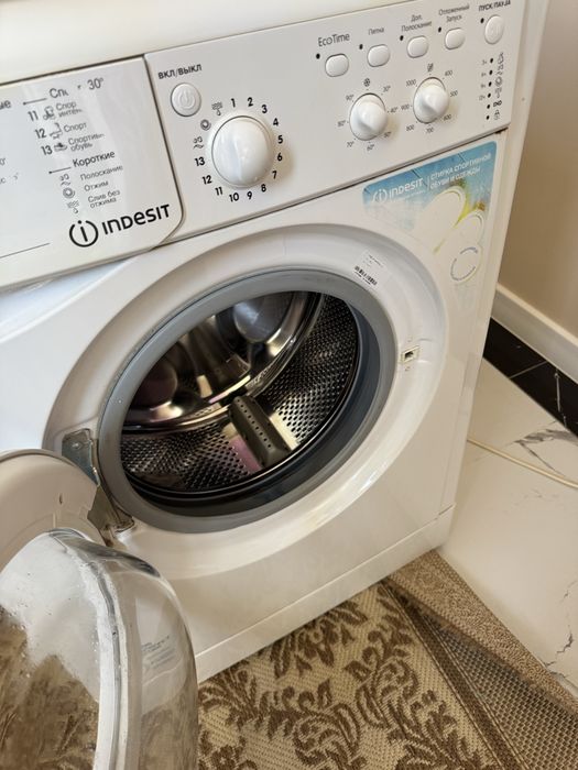 Стиральная машина Indesit
