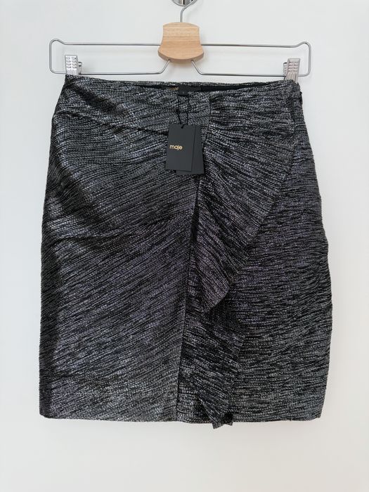 Fustă mini din lurex, Maje