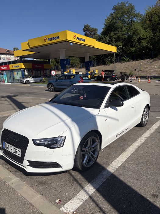 Audi A5 Cupe 211cp