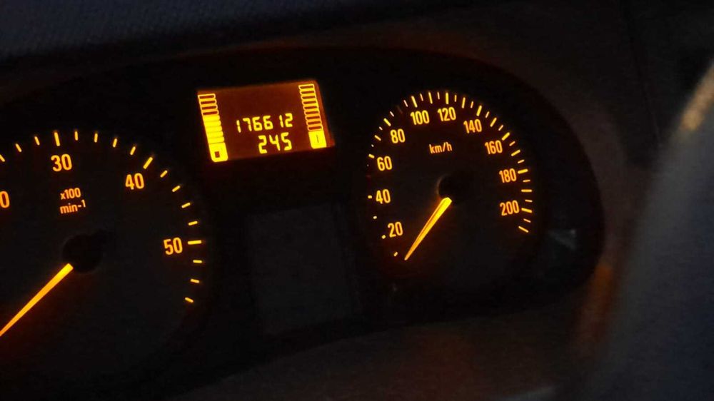 auto opel VIVARO /2009