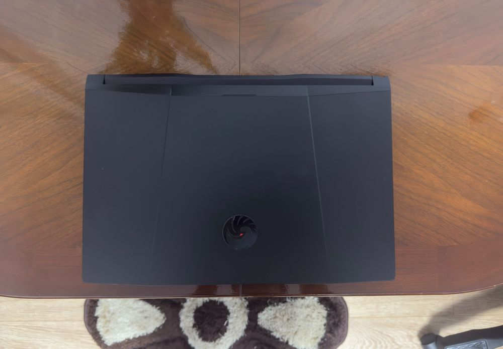 Laptop Gaming MSI Alpha 17 B5EEK-025XRO