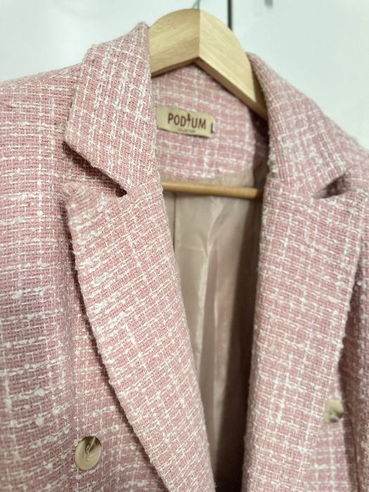 Пиджак розовый теплый