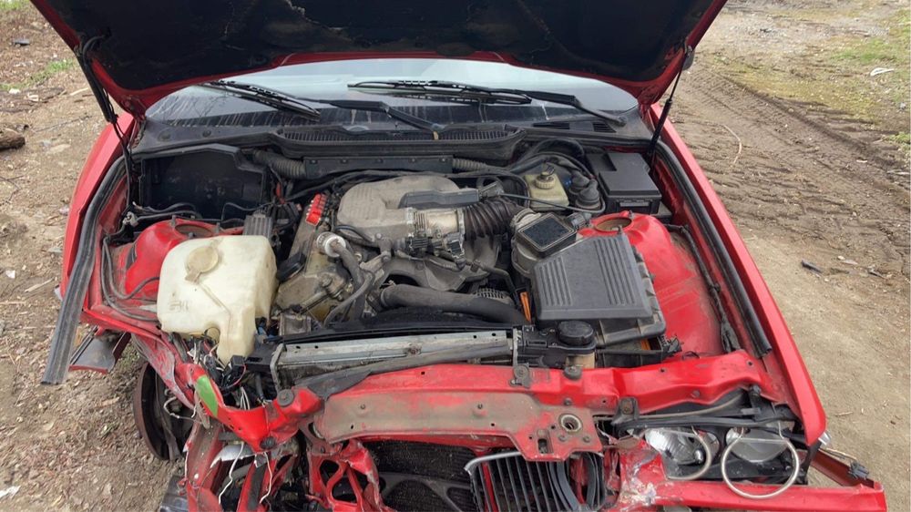 BMW 316i AT Kompact e36 1996  На Части