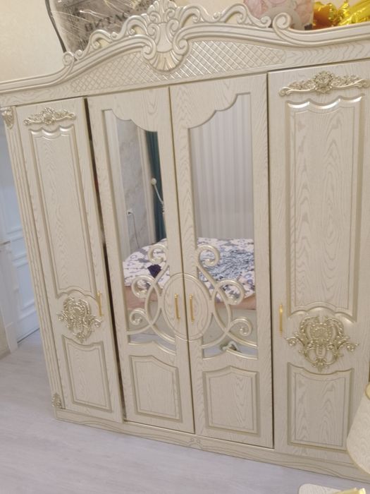 Spalniy mebel srochniy soriladi