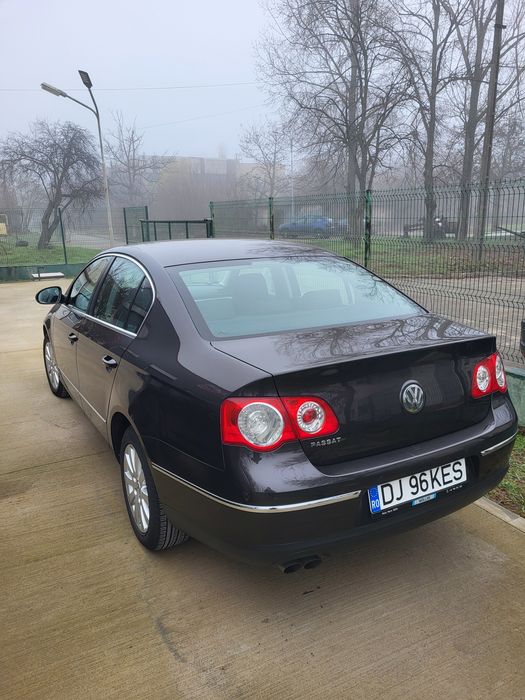 VOLKSWAGEN Passat 2010 — imagine 3