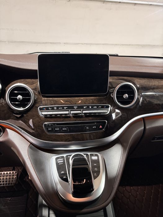 Mercedes V class Full