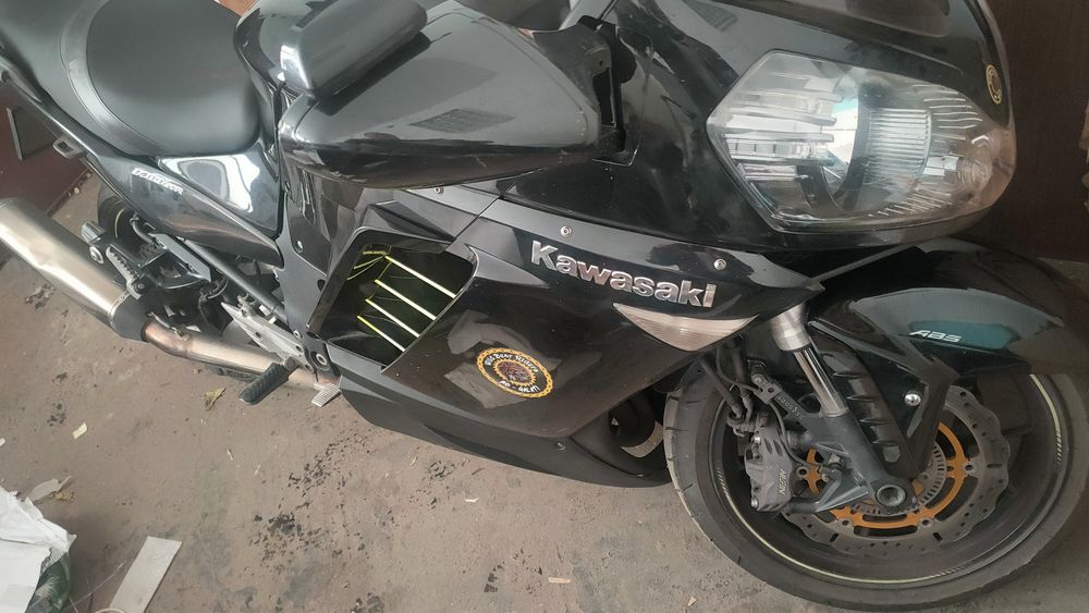 Kawasaki GTR 1400