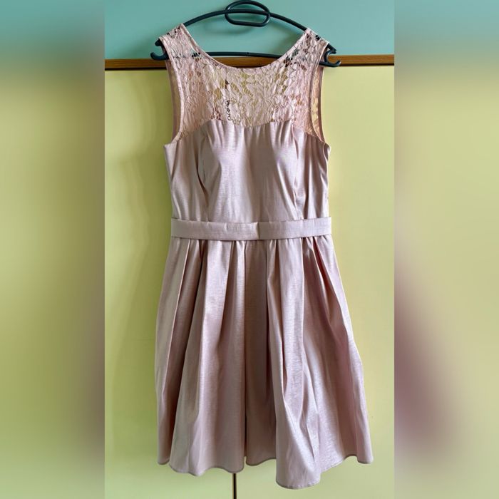 Официална рокля Amisu