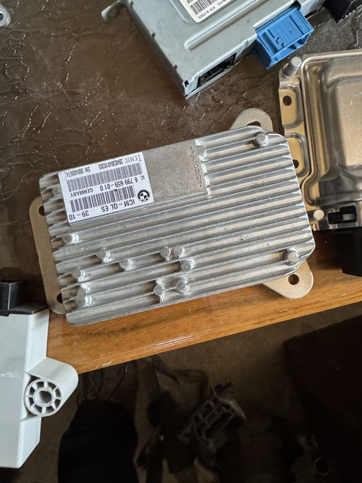 Модули за бмв ф10 ф11 феис