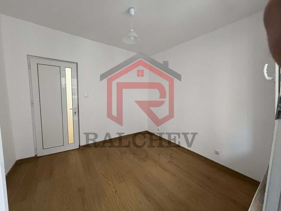 Дава се под наем Тристаен апартамент в Варна, Спортна зала - 65 кв.м за 518.67 € - Снимка #7