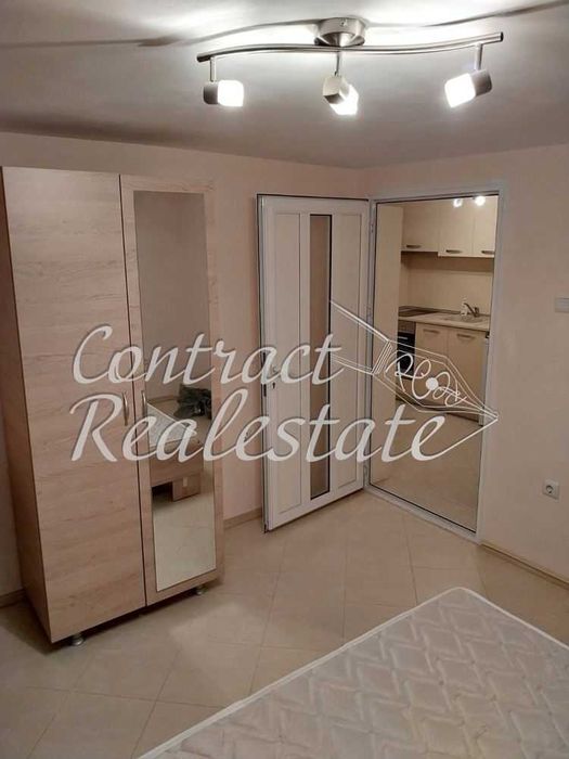 Дава се под наем Двустаен апартамент в Варна, Цветен квартал - 40 кв.м за 372.3 € - Снимка #9