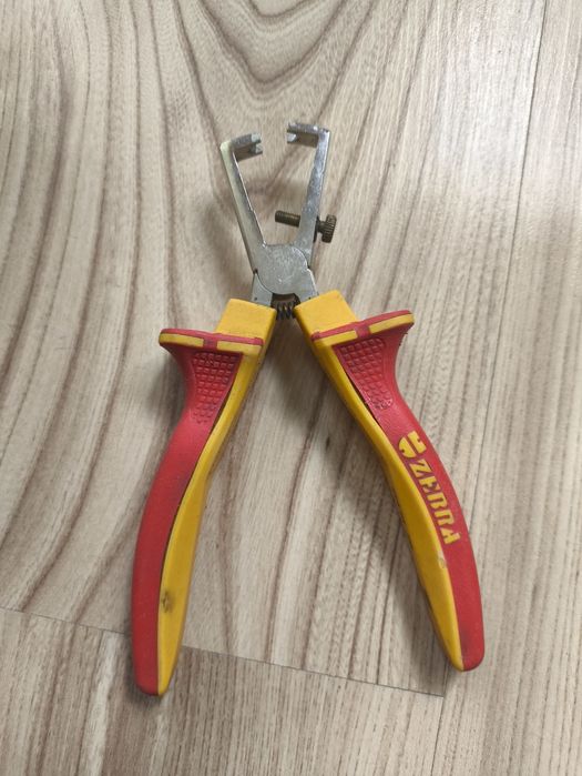 Клещи за заголване на кабели Wurth 714 01 70