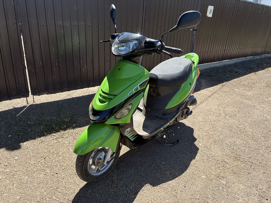 Скутер Racer Meteor