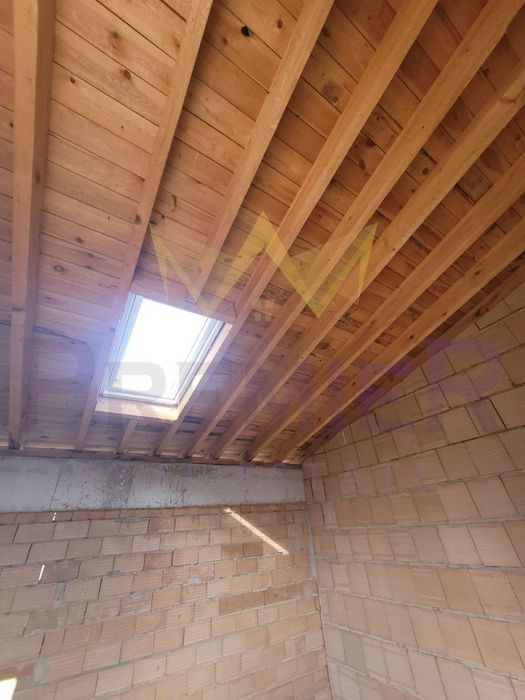 Продава се Къща в с. Юнец, Област Варна - 400 кв.м за 325 €/кв.м - Снимка #6