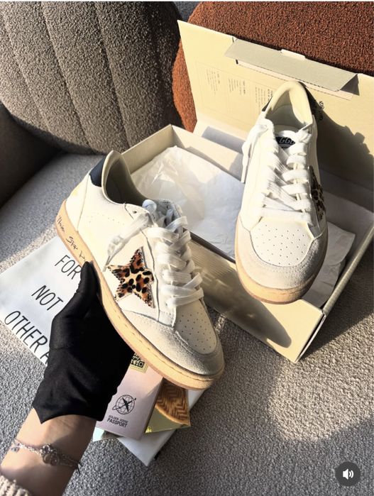 Стильные и удобные кеды