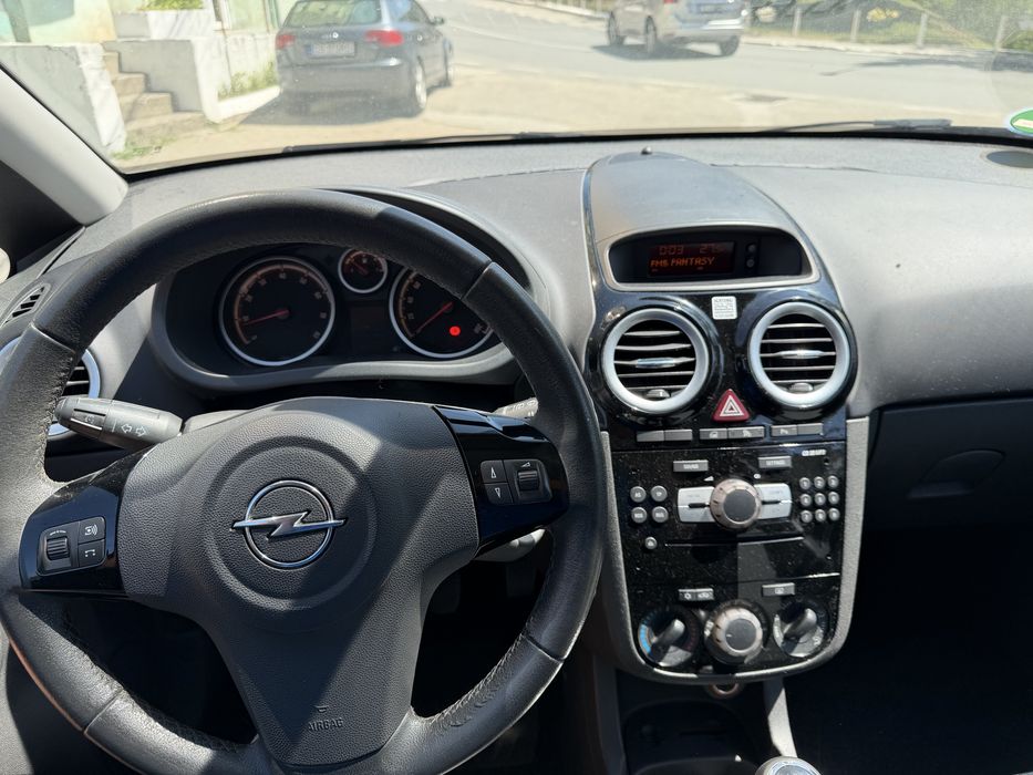 Opel Corsa  D 1,2 ,Klima/ 140000km