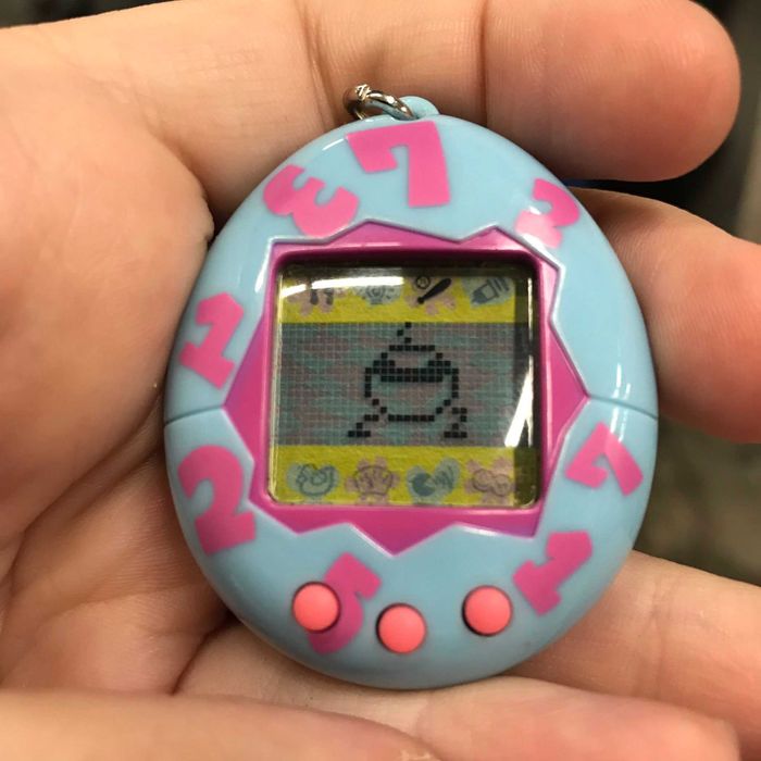 Тамагочи игрушка