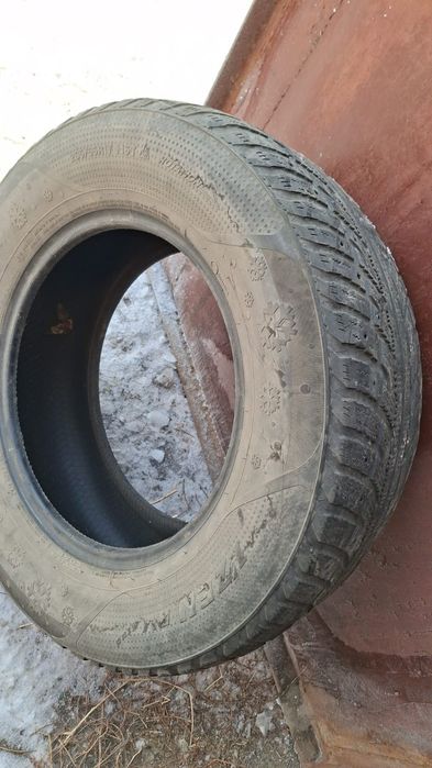 Шины продам зимный