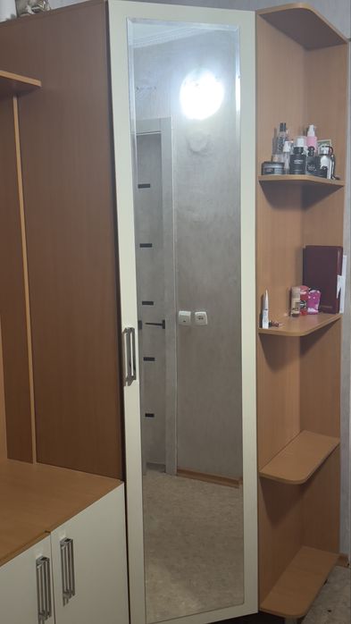 Продам шкаф, очень вместительный