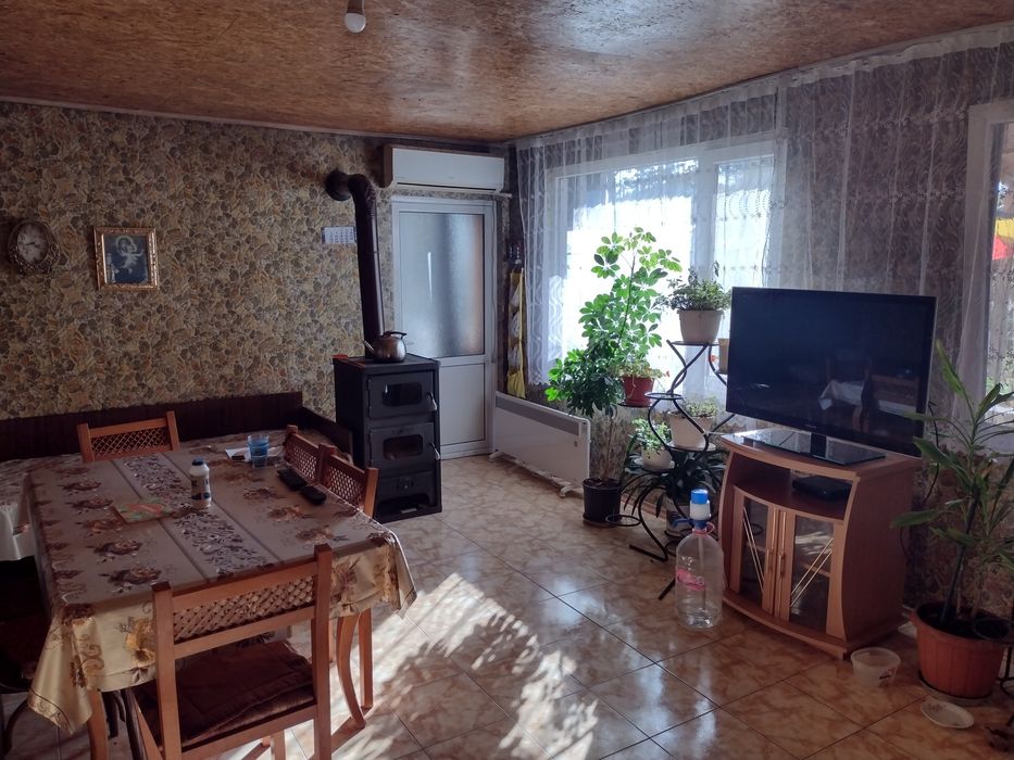 Продава се Къща в Нови пазар - 190 кв.м за 553 €/кв.м - Снимка #11