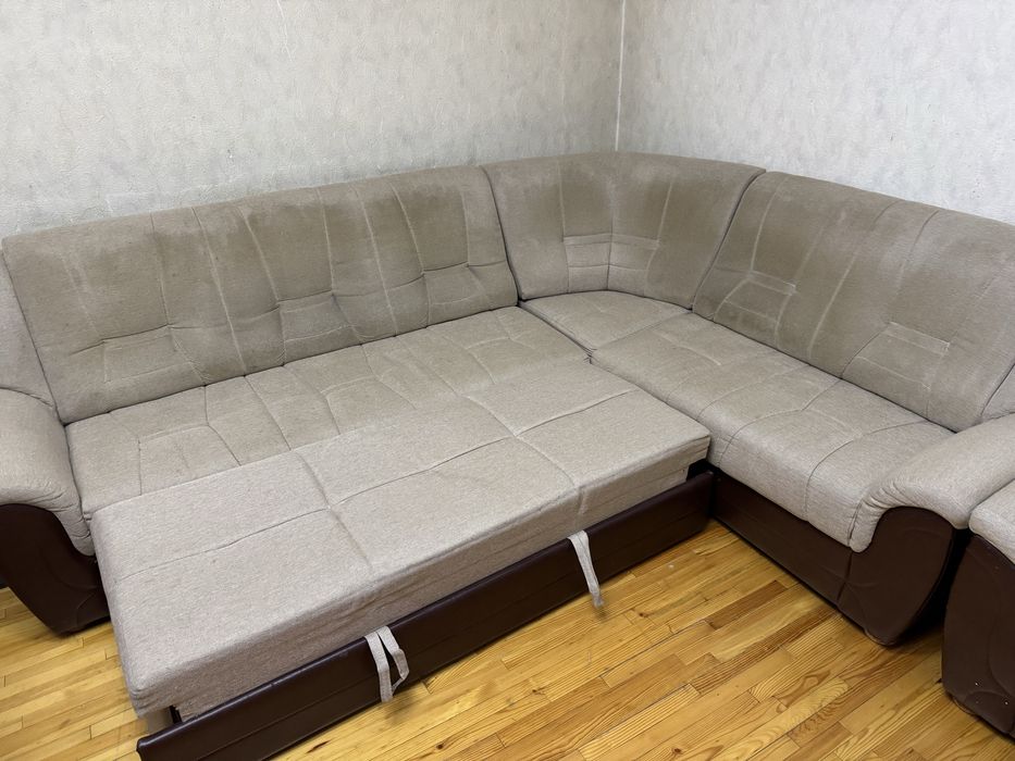 диван для гостиной // yashash xonasi divan