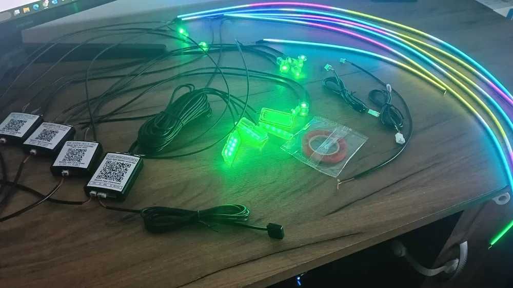 lumini ambientale auto symphony(culori curcubeu sau culori normale)