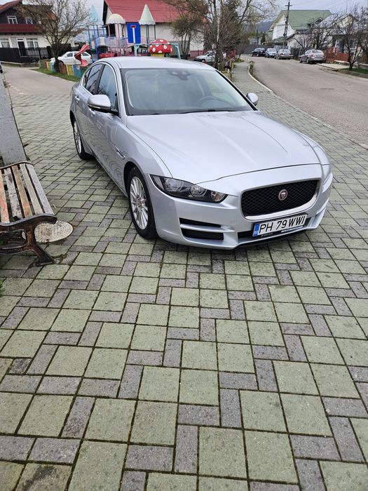 Jaguar xe 2015 diesel