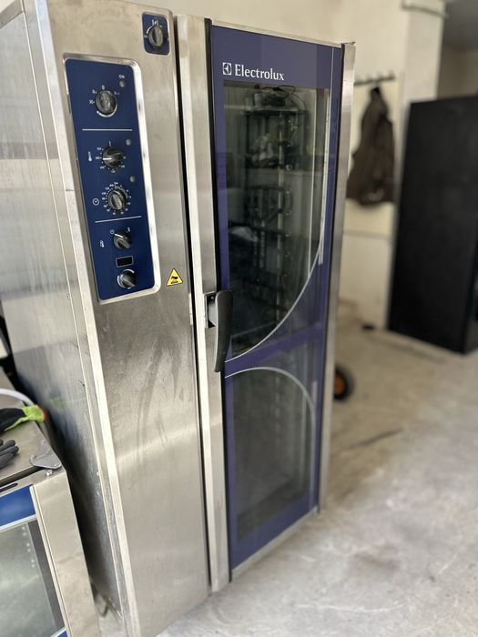 Конвектомат 20 тави