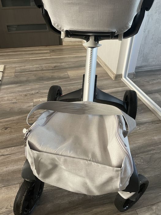 Бебешка количка Stokke