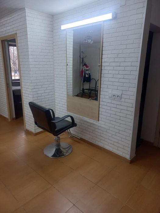 Продаётся салон красоты действующий