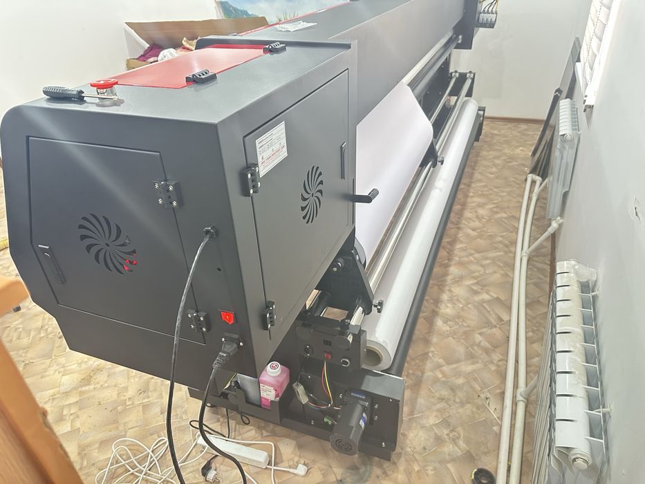 Продаем широкоформатный принтер 3.2м EPSON хр600, 2головы