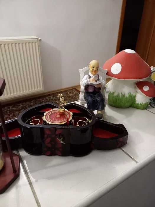 CRĂCIUN,CLEPSIDRA,Japan,Cutie muzicală, ptr. Bijuterii,Unice,TECHNICS