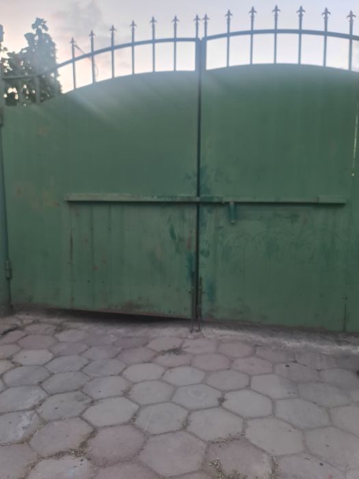 Продам Ворота железное бу