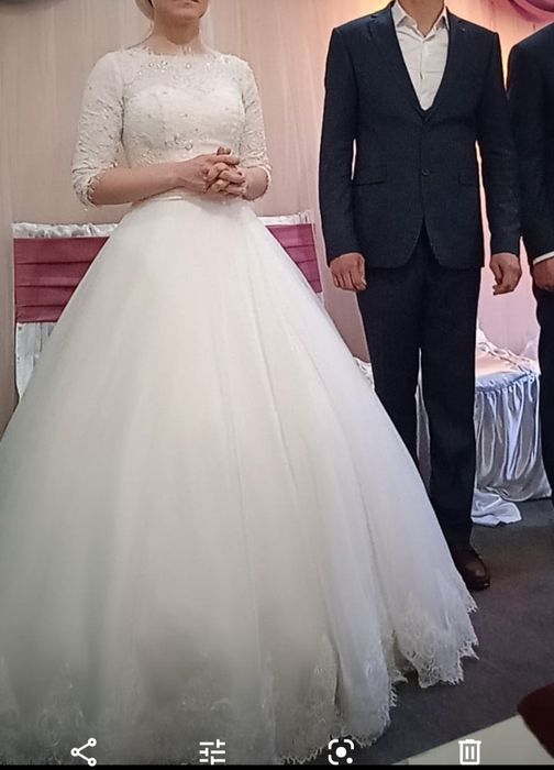 Свадебное платье