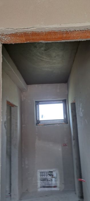 Tencuiala mecanizata , finisari interior si exterior