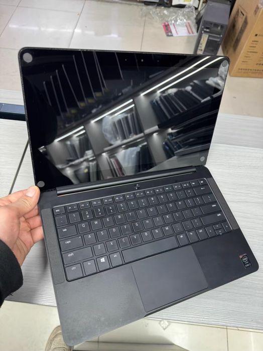 Игровой ноутбук razer