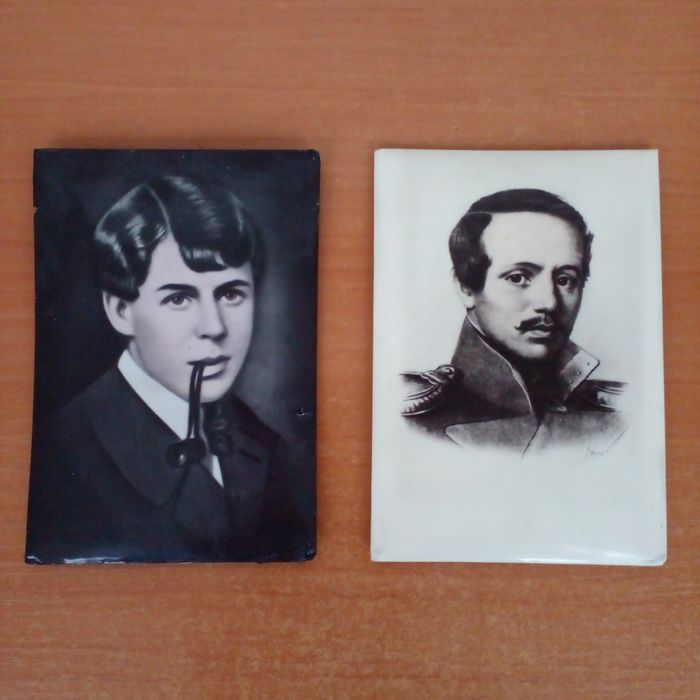 Винтажные,  советские фотопортреты ( с подвесами ). Цена за пару!