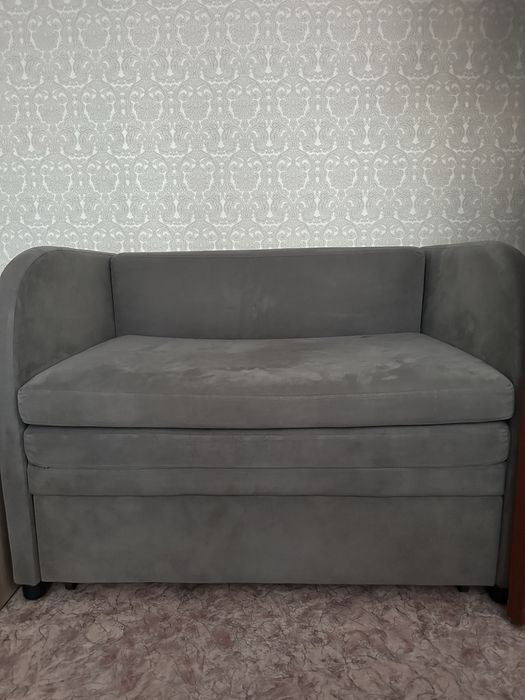 Раскладной диван Б/У раскладное кресло, спальное место 115*190