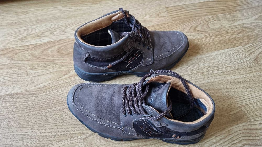 Ghete piele intoarsa barbati