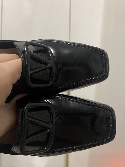 Продам туфли новые