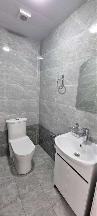 Продаётся 2-х комн. квартира переделан. в 3-х, в новостр. Юнусабад 19