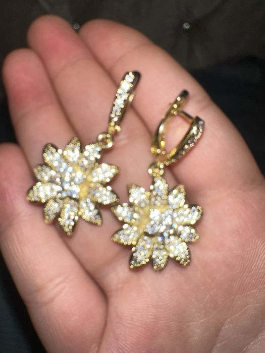 Очень красивый комплект