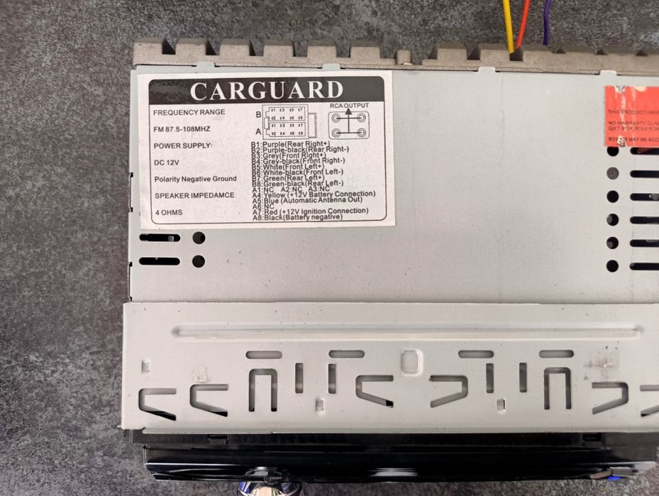 Player Auto Bluetooth Carguard 4x50 W