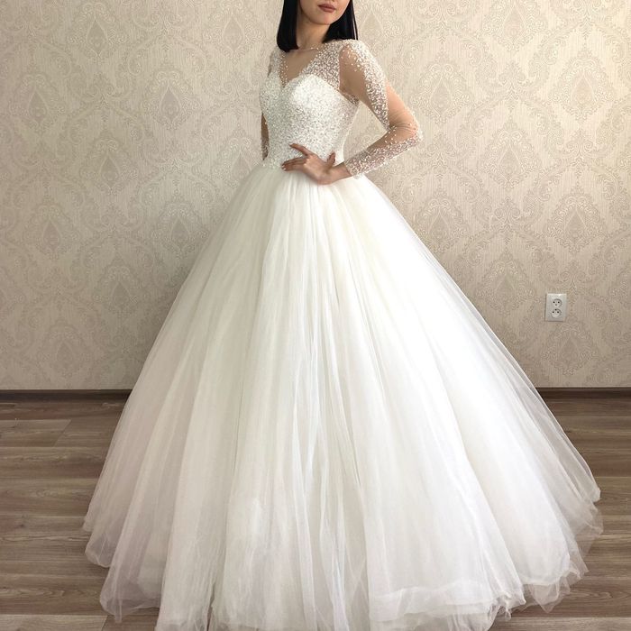 Продам свадебные платья