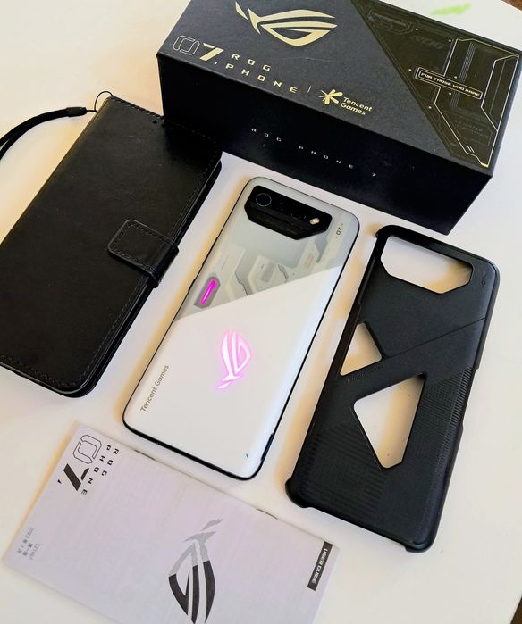 Телефон ASUS ROG, 16GB RAM, 512GB памет, Amoled 165Hz 6000mAh 65W Qualcomm Adreno 740 Snapdragon 8 Gen 2, геймърски мощен смартфон