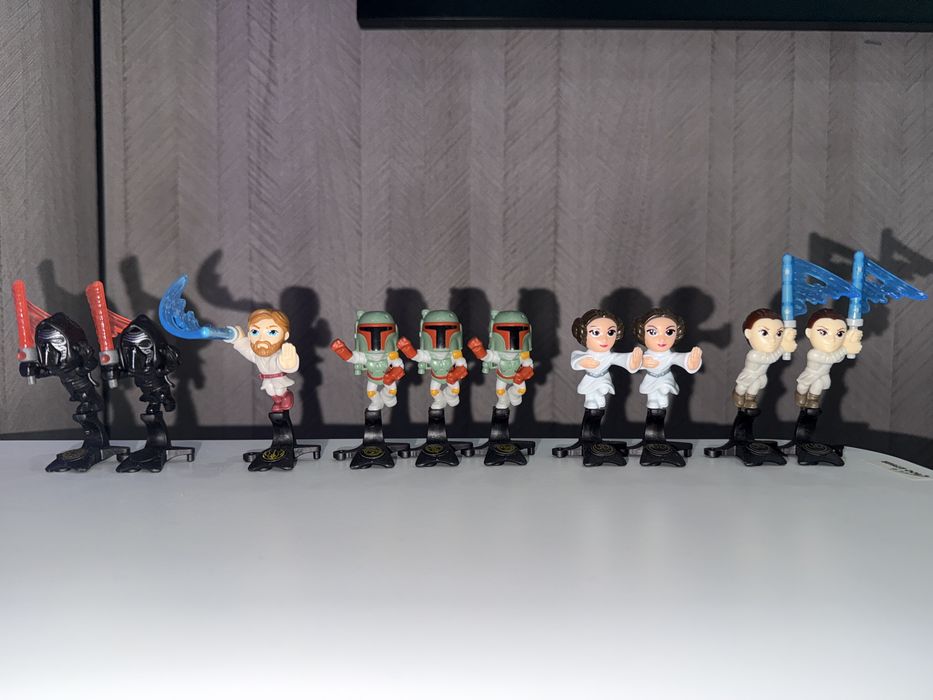 Игрушки Киндер StarWars