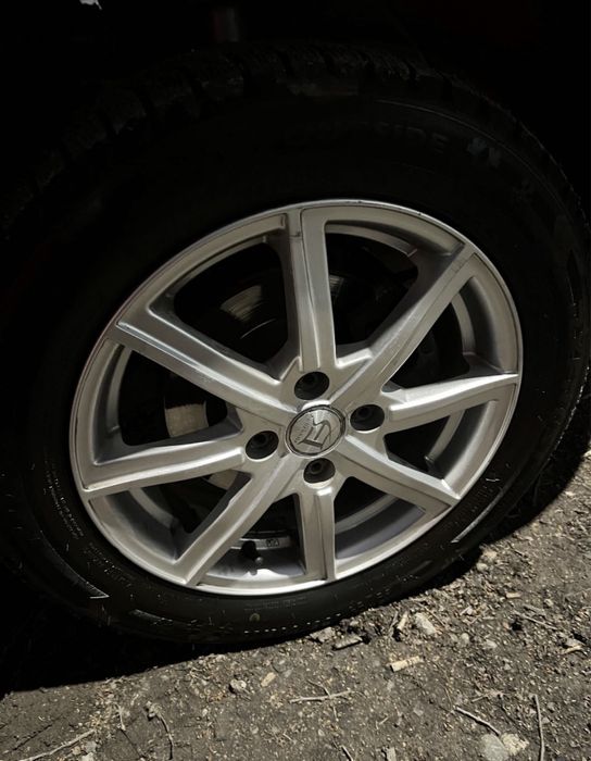 185/60/15 балон с дисками