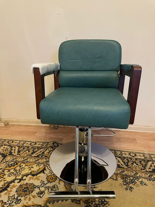 Новое кресло для салона красоты