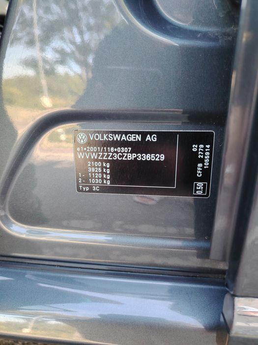 VW Passat B7 Highline Sedan 2.0 TDI 2011