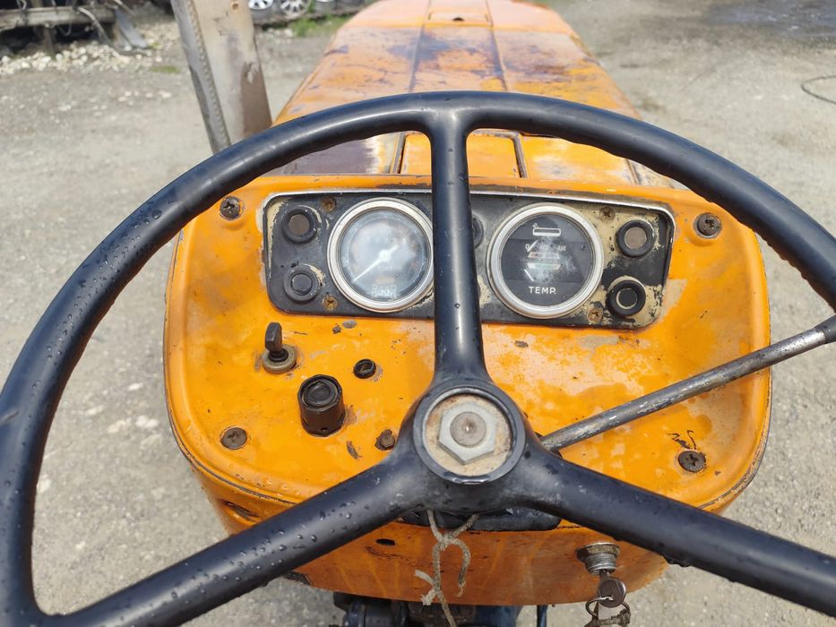 Tractor fiat 640